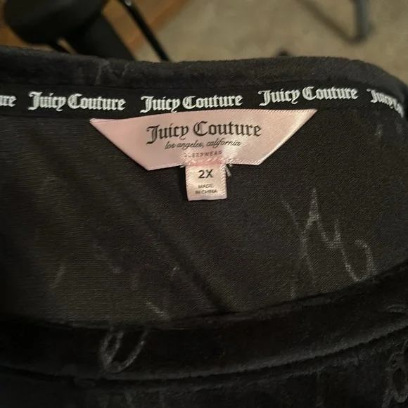 NEW w/ tags JUICY COUTURE Adorable incredibly soft velour lounge/sleepwear - Picture 5 of 7